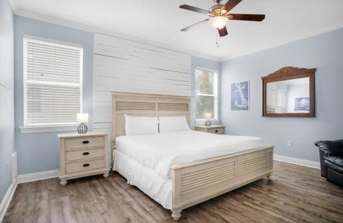 Villages of Crystal Beach Casa | Deja blue Pool front Pet friendly