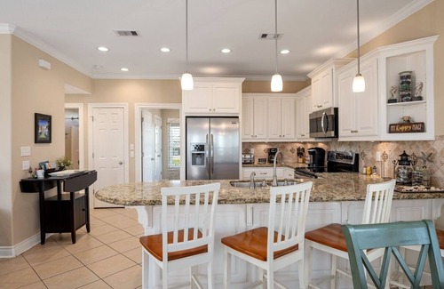 Crystal Beach Casa | Deja View 3 Bedroom Home