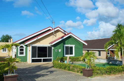 Ocho Rios Casa | DeJean