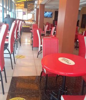 Ngara Hotel | Deka B&B