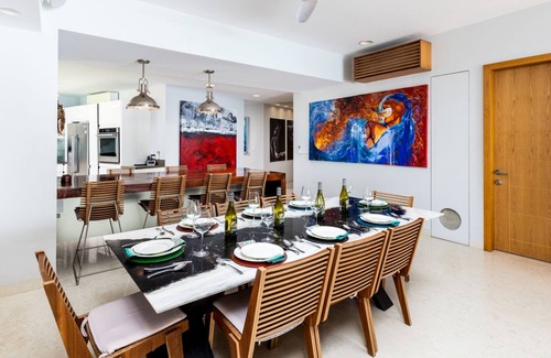 Flamingos Condominio | Del Canto PH 10D by Kivoya