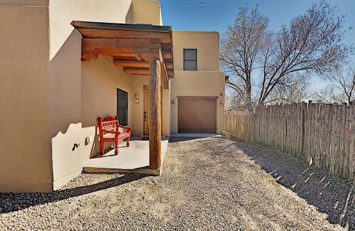 Northeast Santa Fe Casa | Del Norte Manor Unit B
