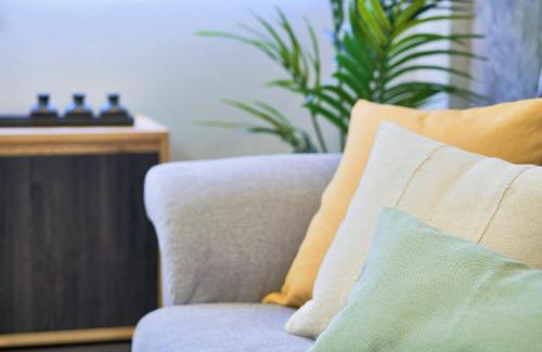 El Ejido Apartamento | Del Parque Flats Estudio Capuchinos