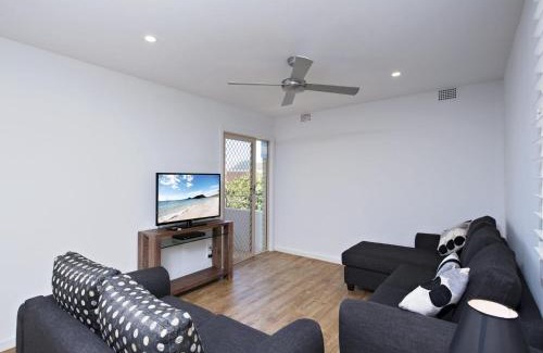 Shoal Bay Apartamento | Del Rae Unit 18 25 Shoal Bay Road