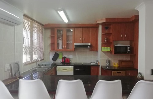 Margate Beach Apartamento | Del Su Me A
