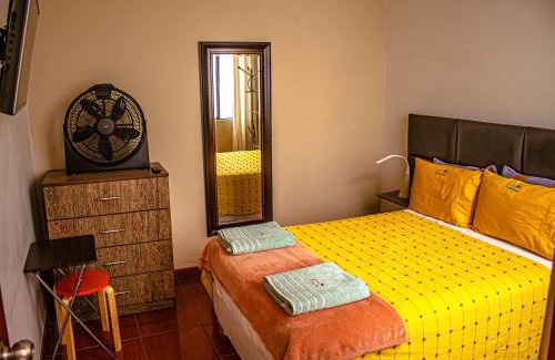 La Angostura Casa | Del Valle House