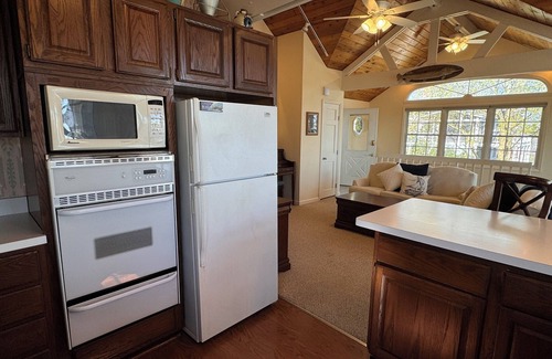 Delavan Lake Casa | Delavan Lakefront!! The Avalon on Delavan