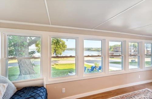 Delavan Casa | Delavan Retreat with Patio on Turtle Lake!