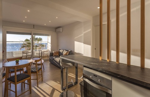 Cádiz Apartamento | DELFIN Sunny Home by Cadiz4Rentals