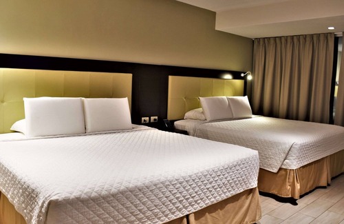 Santa Cruz Hotel | Delfines Collection Hotel By Mercure
