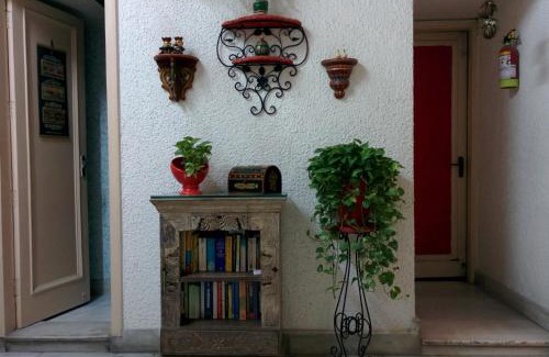 New Friends Colony Cama Y Desayuno | Delhi Bed and Breakfast