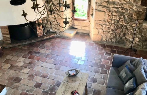Saint-Andeol-de-Vals Casa | Delightful, authentic holiday home - peacefully situated, stunning views