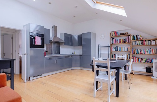 Tollington Apartamento | Delightful 1BD Flat in Upper Holloway, N London