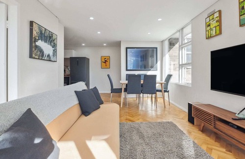 McMahons Point Apartamento | Delightful 1BR Sydney City Escape