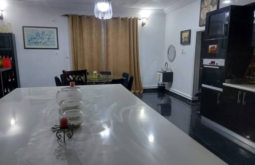 Sekondi-Takoradi Casa | Delightful 2-bedroom apartment with AC in Sekondi-Takoradi
