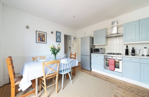 Munster Apartamento | Delightful 2 Bed Fulham Apt Nr the River Thames