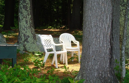 Moultonborough Casa | Delightful 2-bedroom house on Lake Kanasatka