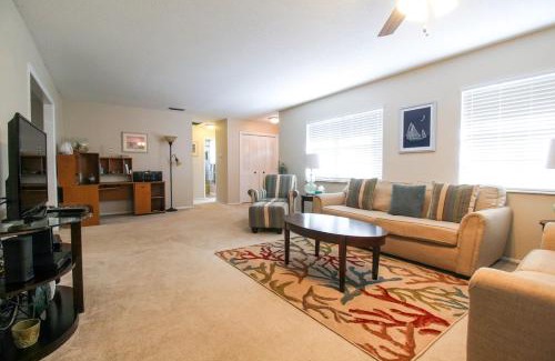Bradenton Casa | Delightful 2 BR Home in West Bradenton - Sans Souci