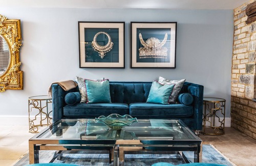 Painswick Casa | Delightful 3 bedroom stable conversion with private patio