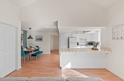 Northwest Reno Casa | Delightful 4BR Home Nr Downtown Reno w Fireplace