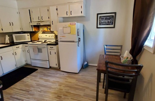 West Monroe Apartamento | Delightful and homey - Fantastic 2br/1ba Apartment