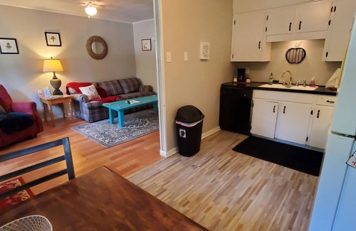 West Monroe Apartamento | Delightful and homey - Fantastic 2br/1ba Apartment