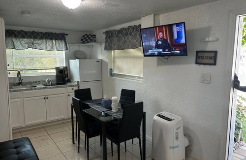 Delray Beach Apartamento | Delightful apartment with AC in sunny Delray Beach