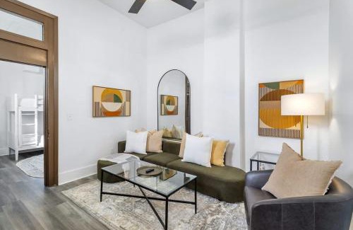 Mid-City Casa | Delightful Canal Street Family Home in Mid-City