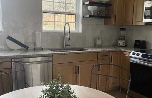 Walland Cabaña | Delightful cottage in Walland LittleRiver access