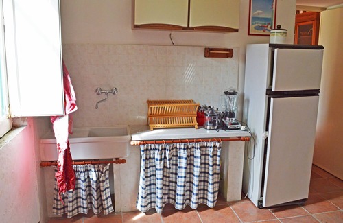 Gioiosa Marea Casa | Encantadora casa de campo en el campo a 2 km del mar en Gioiosa Marea