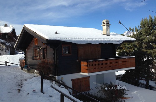 Nendaz Chalet De Esquí | Encantador chalet independiente cerca del remonte y del centro del pueblo de Haute Nendaz.