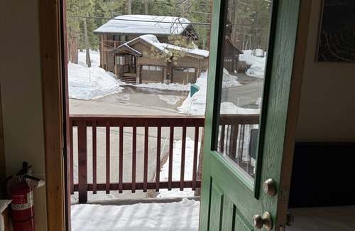 Truckee Apartamento | Delightful Donner Studio - newly redesigned 720 sq. ft. studio in Truckee, CA