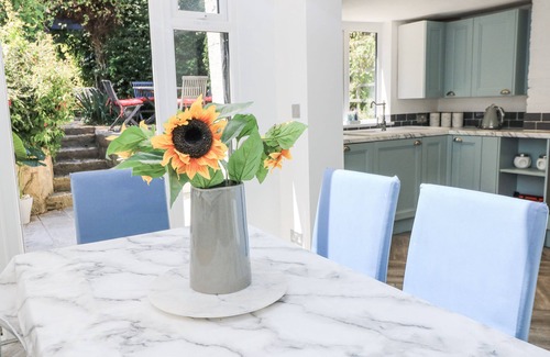 Wareham Cabaña | DELIGHTFUL DORSET HOUSE BY WAREHAM RIVER, pet friendly in Wareham
