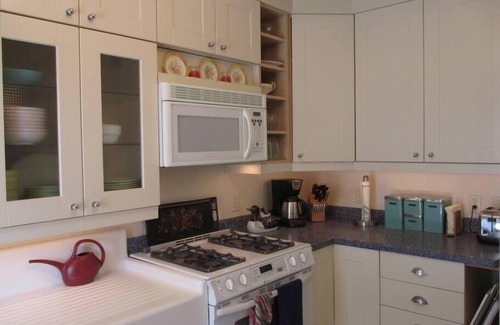 Ithaca Casa | Delicioso centro de Ithaca Home & Garden