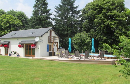Montgibaud Cabaña | Encantadora casa rural en La Graffeuille con uso exclusivo de una gran piscina