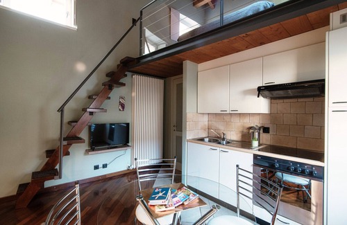 Morcote Apartamento | Delightful loft overlooking hill and Santa Maria Church in Morcote (Salvia)