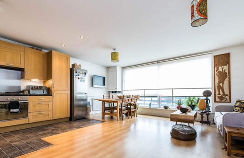 Victoria Apartamento | Delightful Moroccan Inspired Flat Hackney Sleeps 2