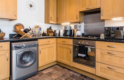 Victoria Apartamento | Delightful Moroccan Inspired Flat Hackney Sleeps 2