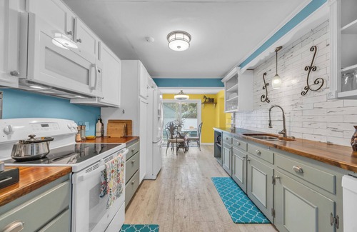 Murrells Inlet Casa | Delightful Murrells Inlet Gem!