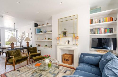 Campden Casa | Delightful Notting Hill 2 bed House with garden