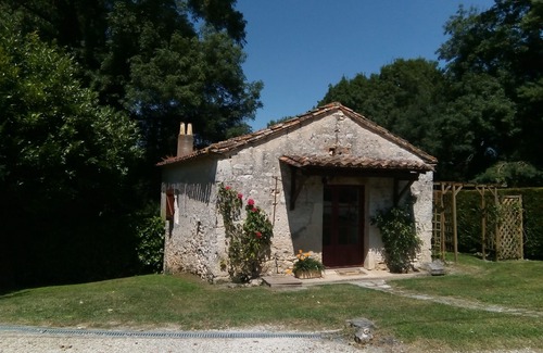 Loubezs-Bernac Casa | Delightful property consisting of a 4 bedroom house and separate cottage for 2.