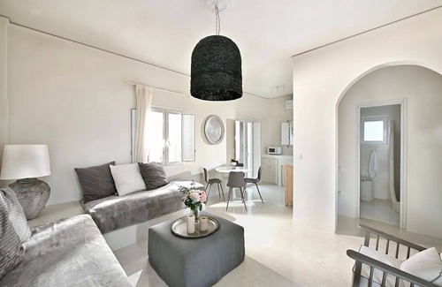 Exo Gonia Villa | Delightful Santorini Villas | 4 Bedrooms | Villa Killua | Spacious Terraces with Hot Tubs | Exo Gonia Aside