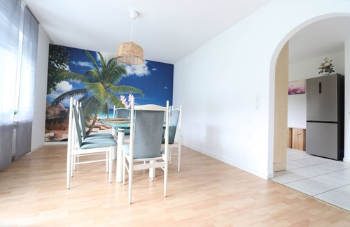 Waag Apartamento | Delightful spacious apartment with WiFi in Schöllkrippen