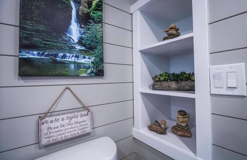 Apple Valley Casa | Delightful tiny home conveniently located