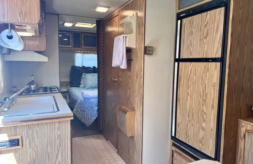 Lancaster Casa | Delightful tiny home/rv With shower