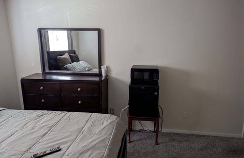Austell Casa | Delightful townhome with AC in charming Austell