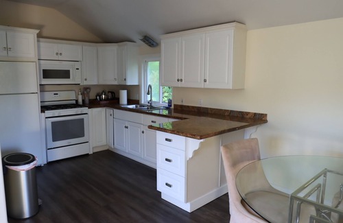 Leucadia Casa | Delightful Treehouse Bungalow with WiFi in Leucadia