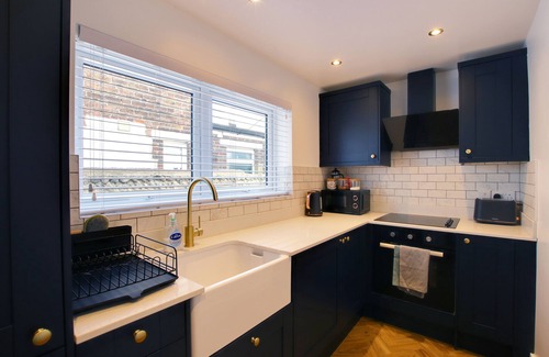 Worthing Cabaña | Delightful two bedroom cottage near town centre