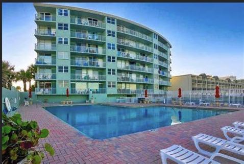 East Daytona Hotel | Delights in Daytona Unit 525