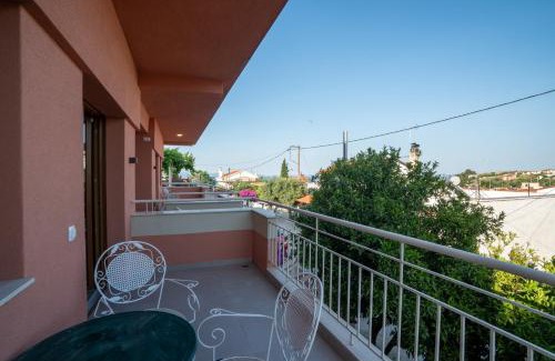 Nea Fokaia Apartamento | Delmare Tower View Suites 2